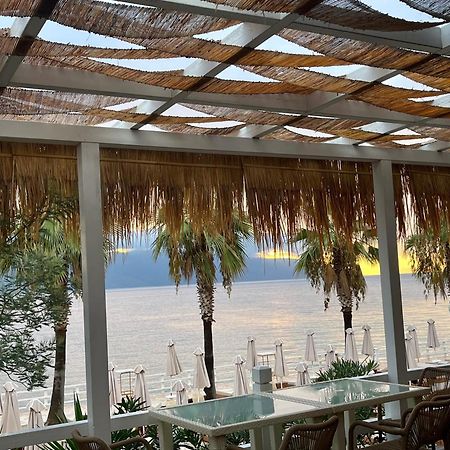 Coral Hotel & Resort Radhimë 外观 照片