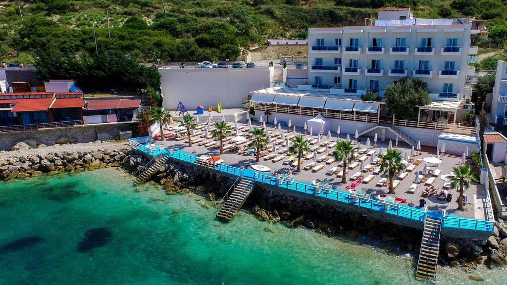 Coral Hotel & Resort Radhimë 外观 照片