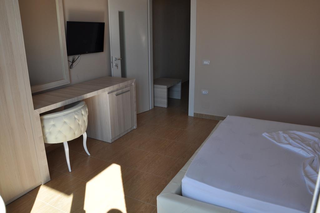 Coral Hotel & Resort Radhimë 客房 照片