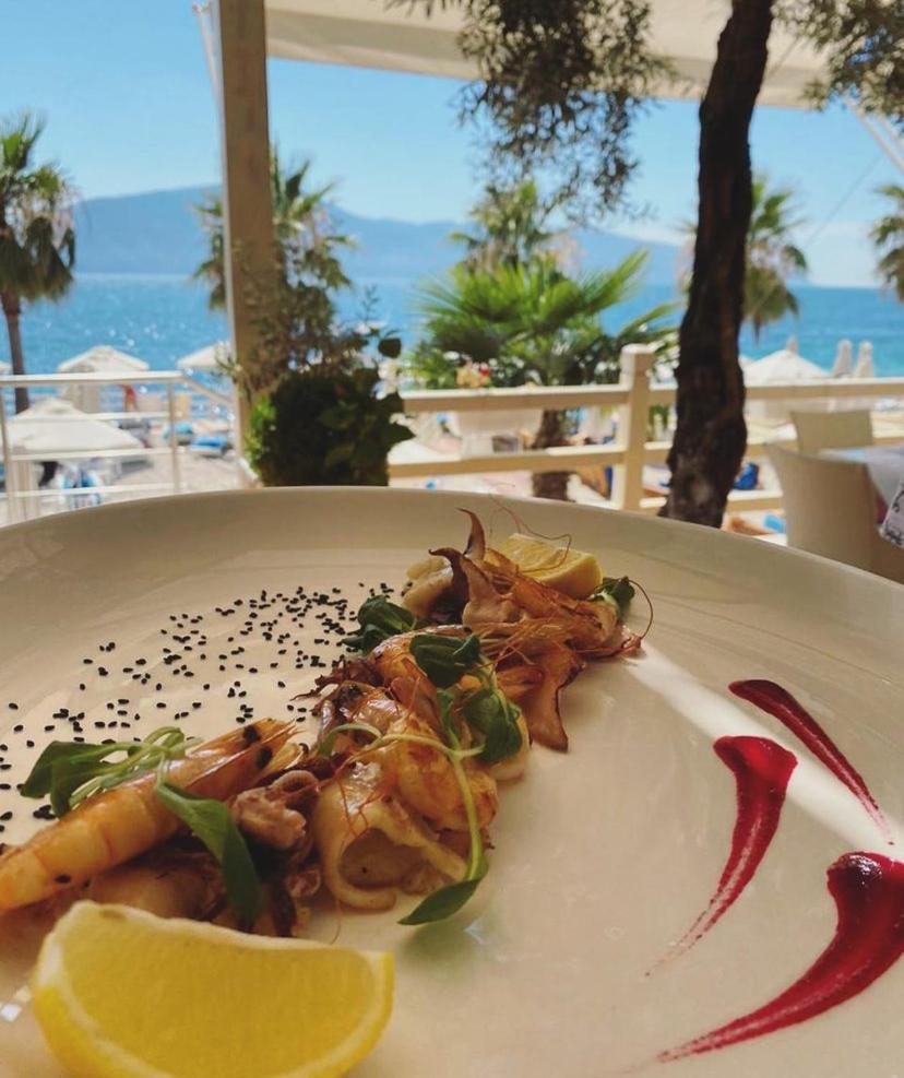 Coral Hotel & Resort Radhimë 外观 照片