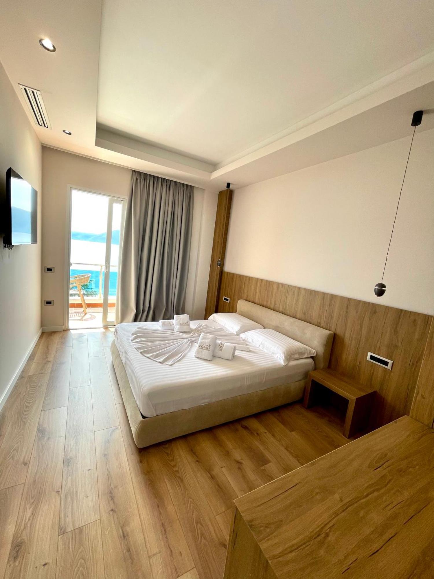 Coral Hotel & Resort Radhimë 外观 照片