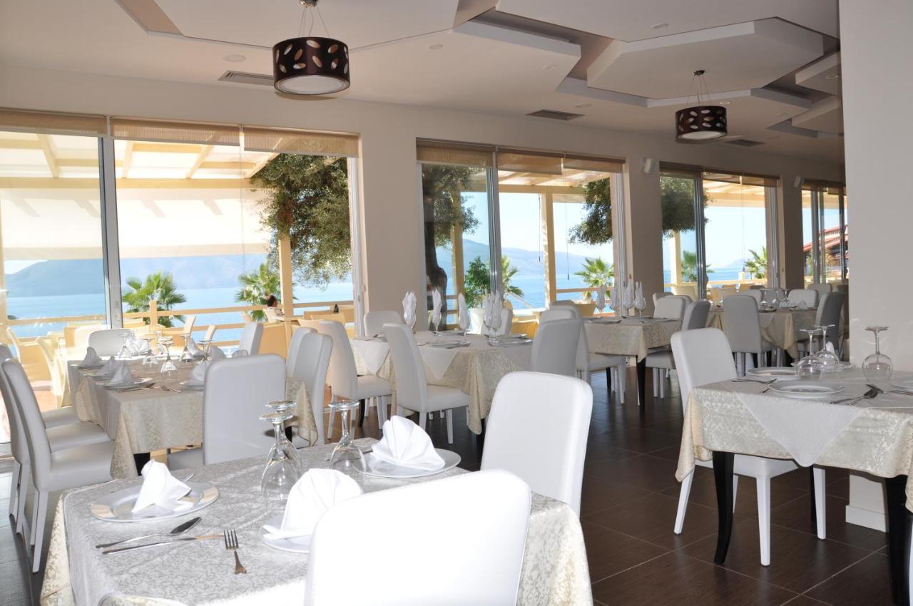 Coral Hotel & Resort Radhimë 外观 照片
